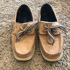 Sperry boat shoes: unisex so size 6 6 1/2 women